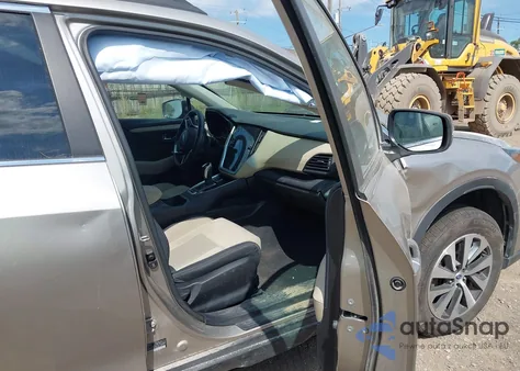 2020 Subaru Outback Premium z USA, uszkodzony, nr VIN 4S4BTACC5L3152446